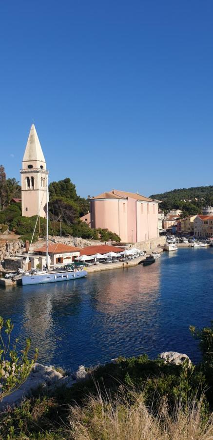 Narcis Central Apartment With Sea & City Views Veli Lošinj Exteriér fotografie
